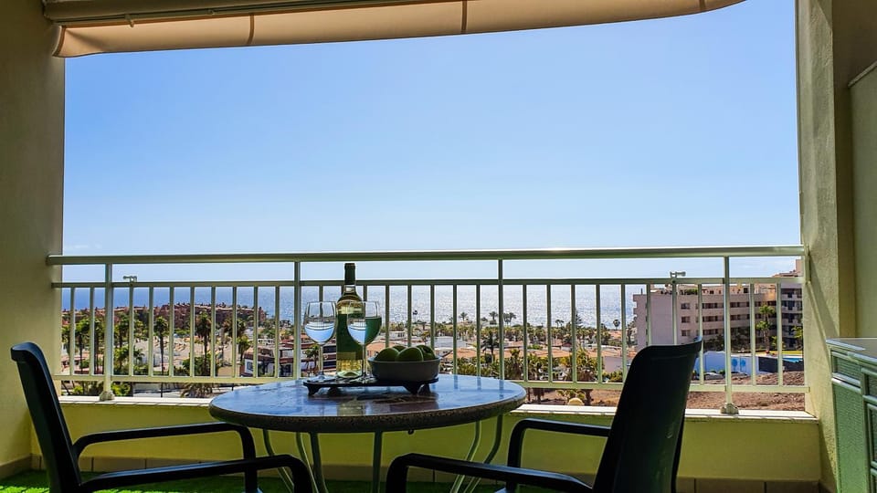 View (from property/room), Balcony/Terrace