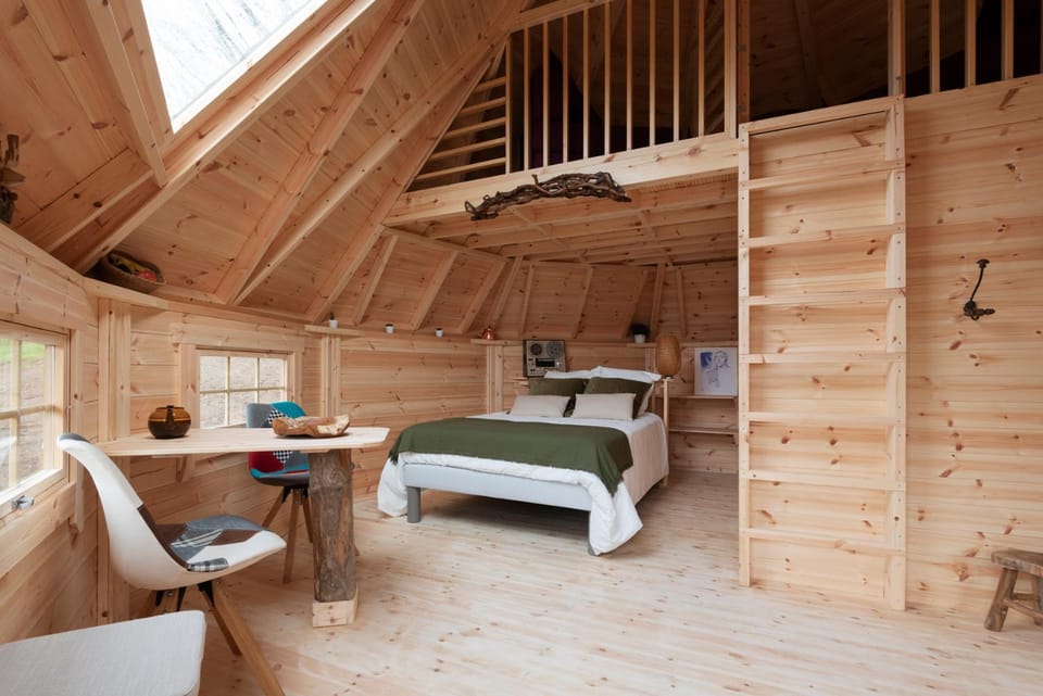 Living room, Bedroom