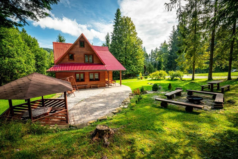Property building, Natural landscape, Garden, Garden view