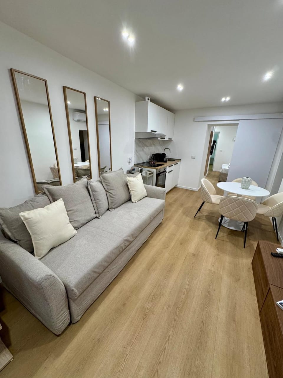 Kitchen or kitchenette, Living room, Dining area