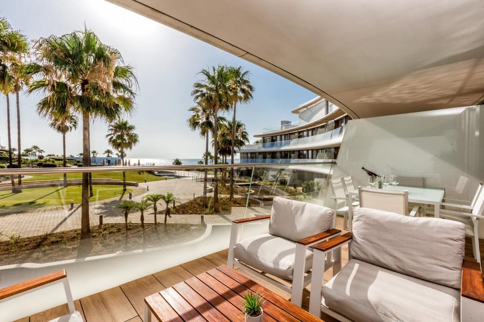 View (from property/room), Balcony/Terrace, Sea view
