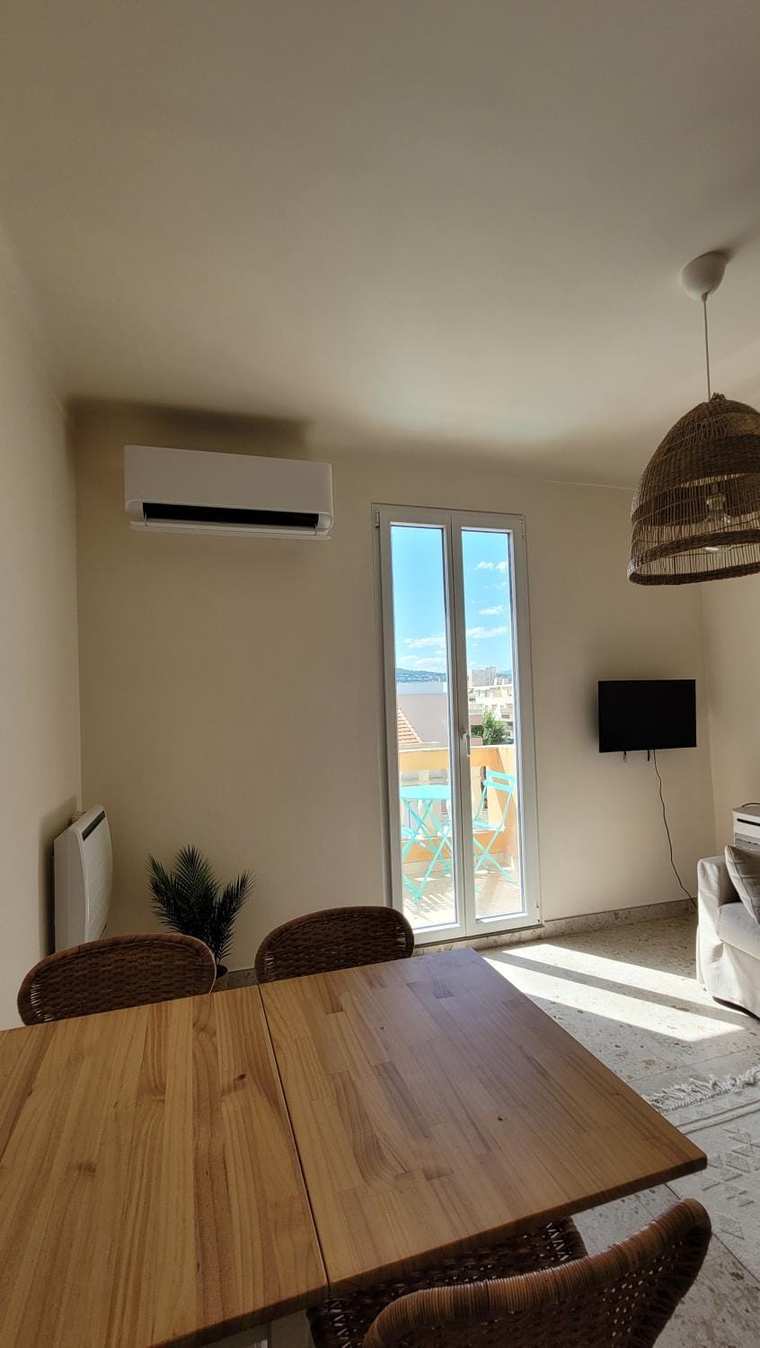 Bel appartement près de la plage Apartment in Antibes