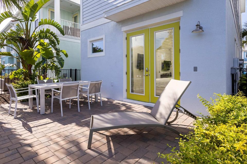 Up to Scale With Margaritas House in Bay Lake