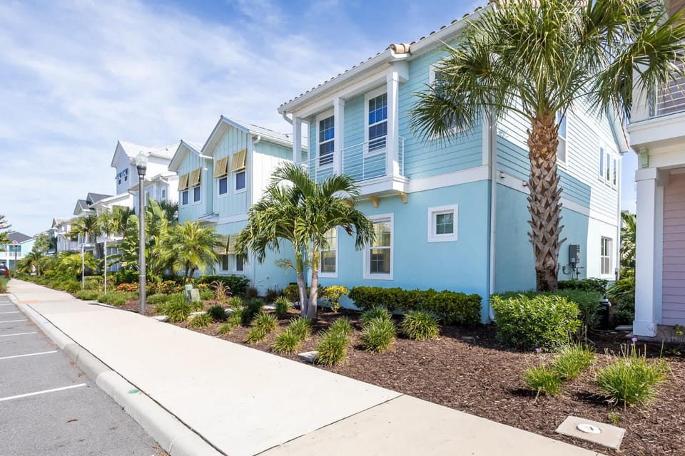 Hunky Dory II House in Bay Lake