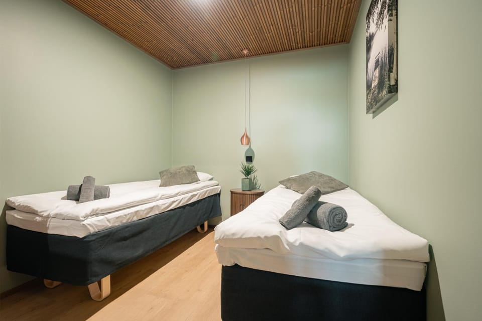 Villa Lakeside Himos - 350m2 by the lake up to 27 guest Apartment in Finland
