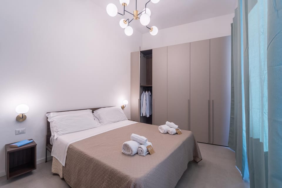 Bed, Photo of the whole room, Bedroom, towels, wardrobe, air conditioner, air conditioner