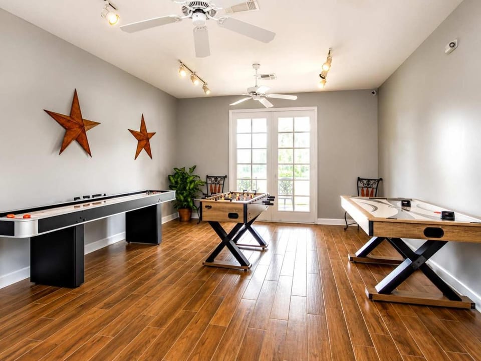 Magical Memories Villa - Private Pool House in Polk County