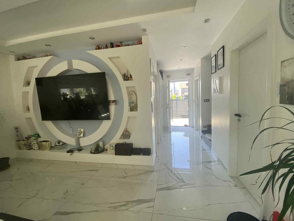 Communal lounge/ TV room, TV and multimedia