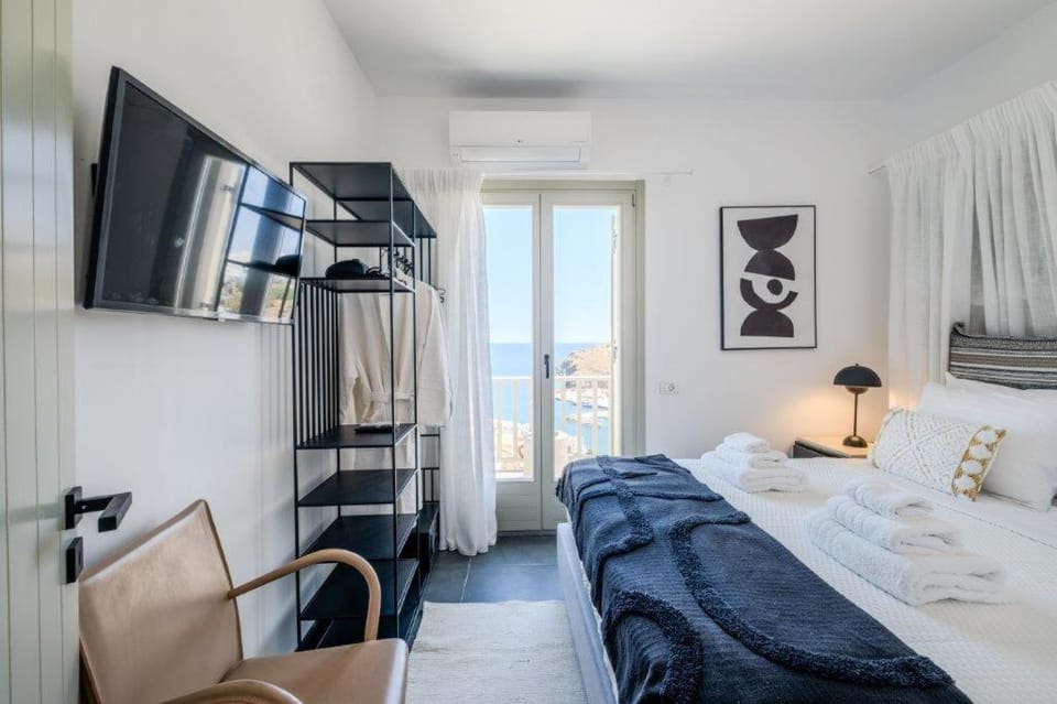 IRENA Residences Hotel in Decentralized Administration of the Aegean