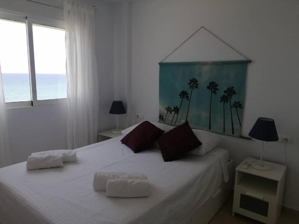 Flamingo, Los Locos, Sea View, Pool, Parking, WIFI, Apartment in Torrevieja