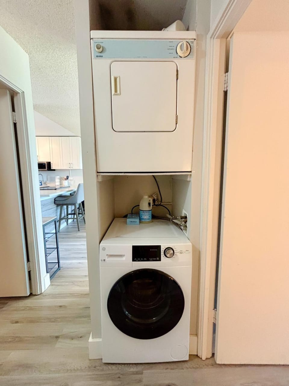 Chic Salt Lake 2-Bedroom FG Apartment in Honolulu