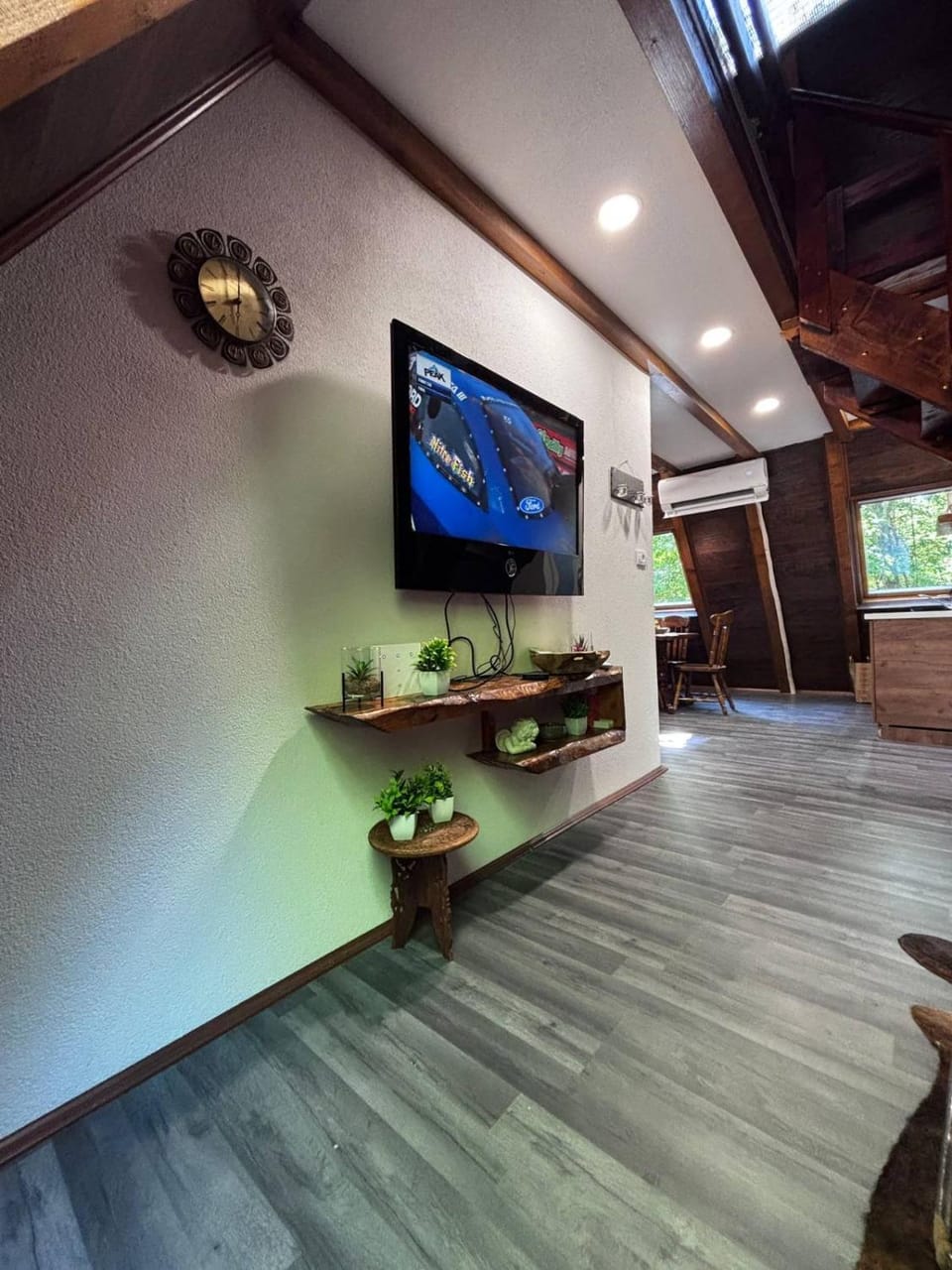 Krivovirska piramida Apartment in Serbia