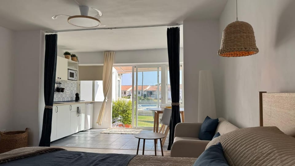 Kitchen or kitchenette, Photo of the whole room