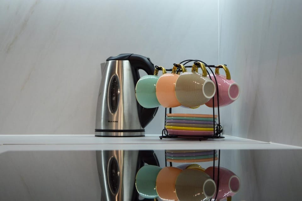 Coffee/tea facilities, Kitchen or kitchenette