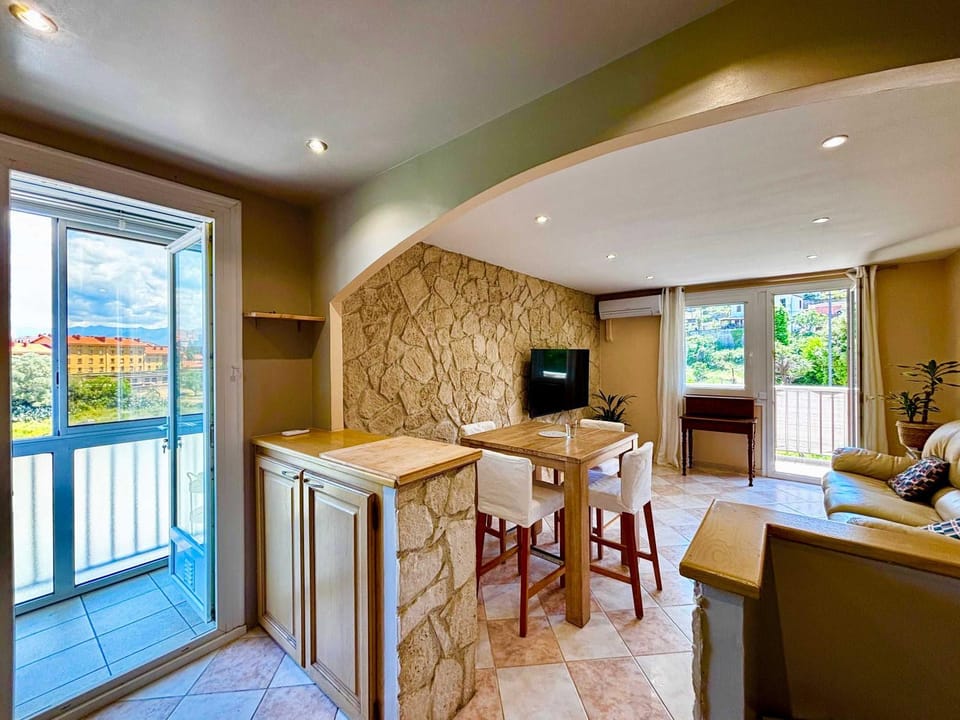 Casamea - Spacieux, Famille, Clim, Plage 15min Apartment in Ajaccio