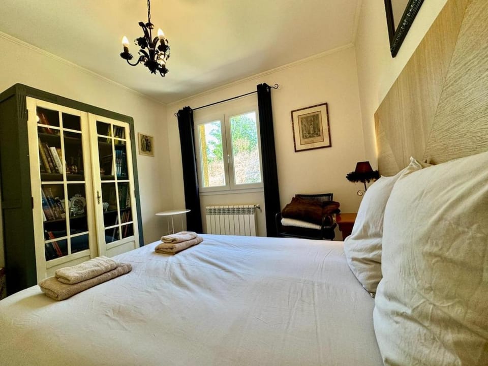 Maison Occitane avec Piscine Villa in Béziers