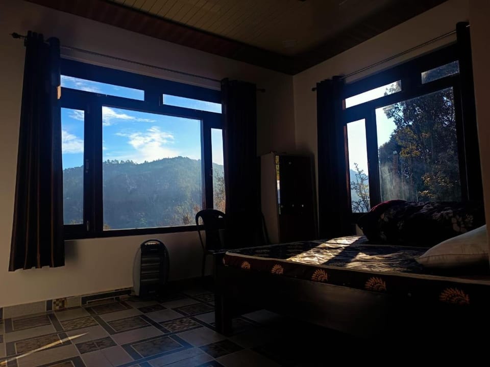 Natural landscape, Living room, Mountain view