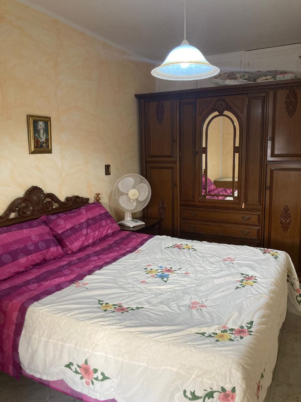 Bed, Photo of the whole room, Bedroom, wardrobe