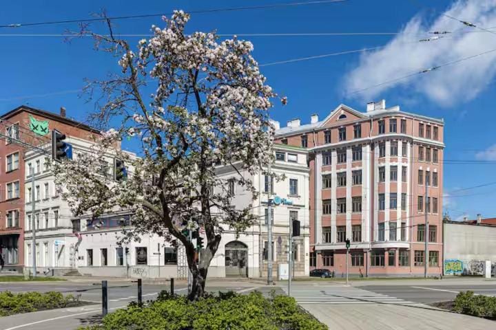 1-bedroom Ground-Floor Loft Apartment Apartment in Riga