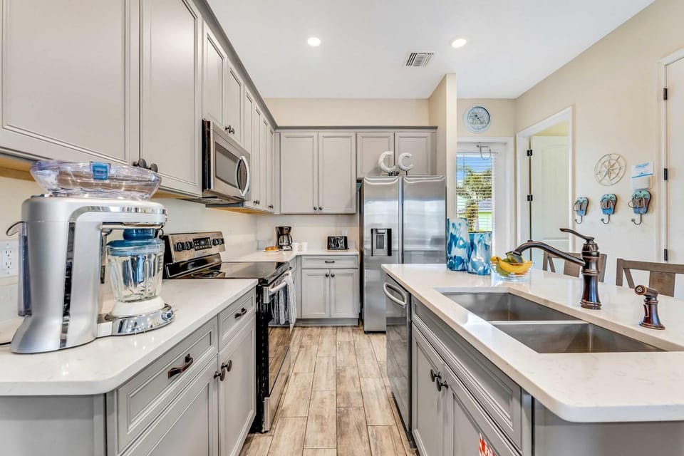 The Sea Shelter - Sunny 4 BDR in Margaritaville House in Bay Lake
