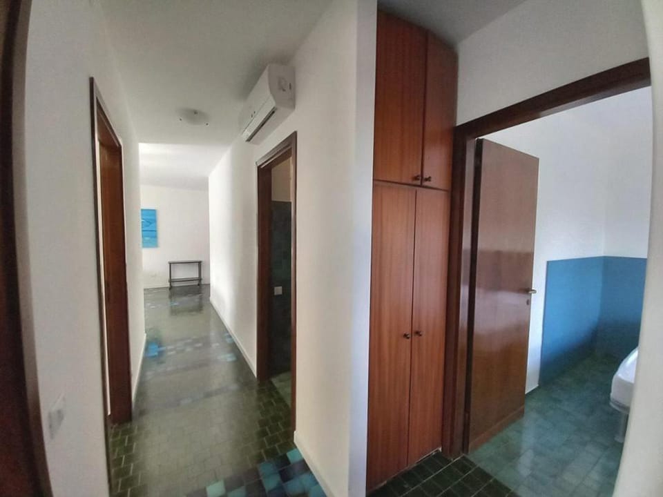 Bedroom, wardrobe