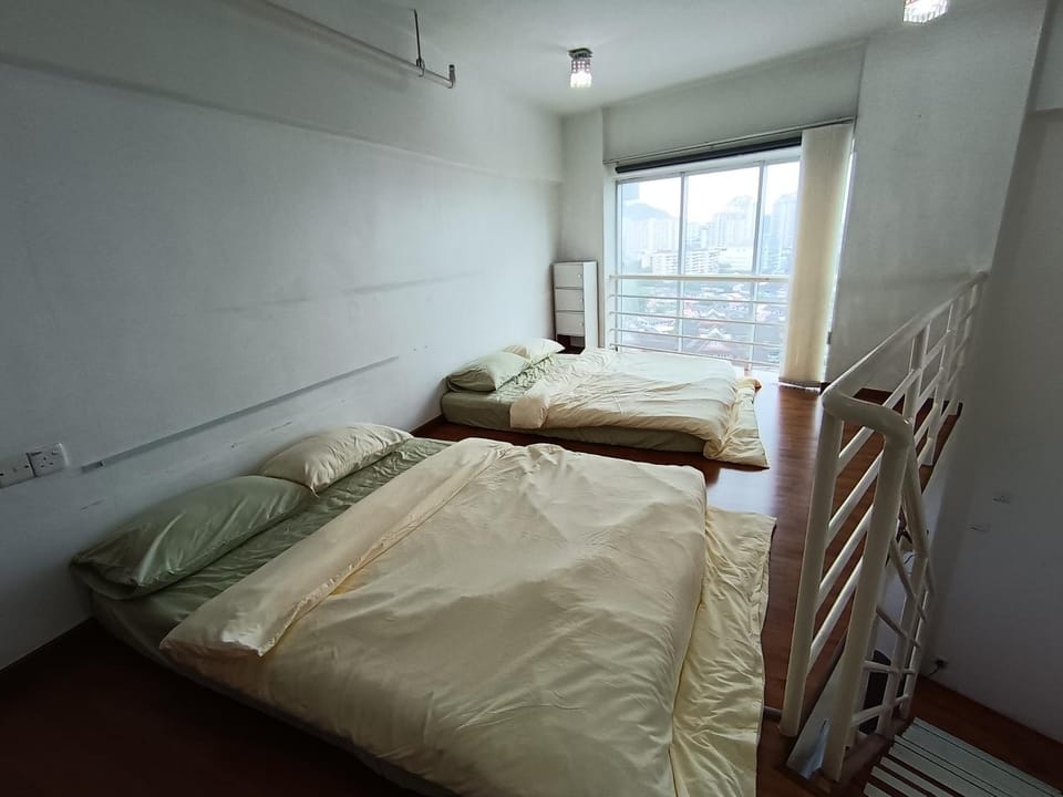 Minimalist Balcony Duplex w Netflix at Bayan Lepas Apartment in Bayan Lepas