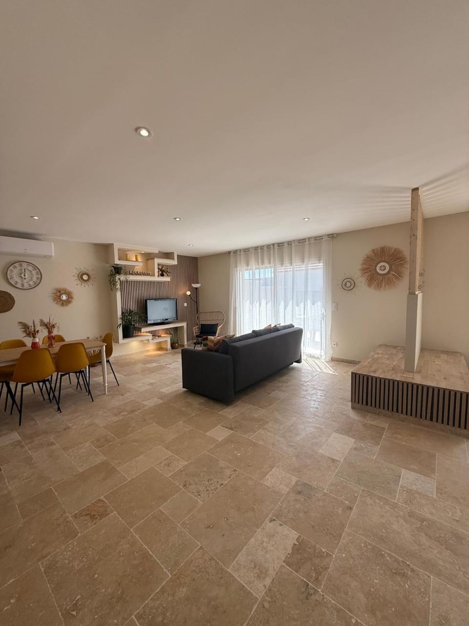 Maison de campagne avec SPA House in Centre-Val de Loire