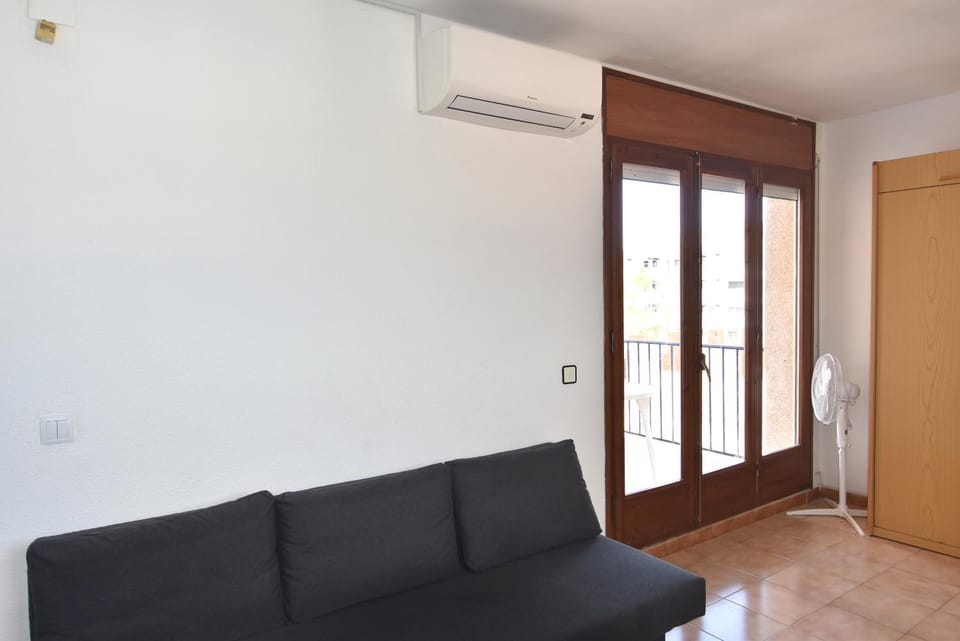 Living room, air conditioner