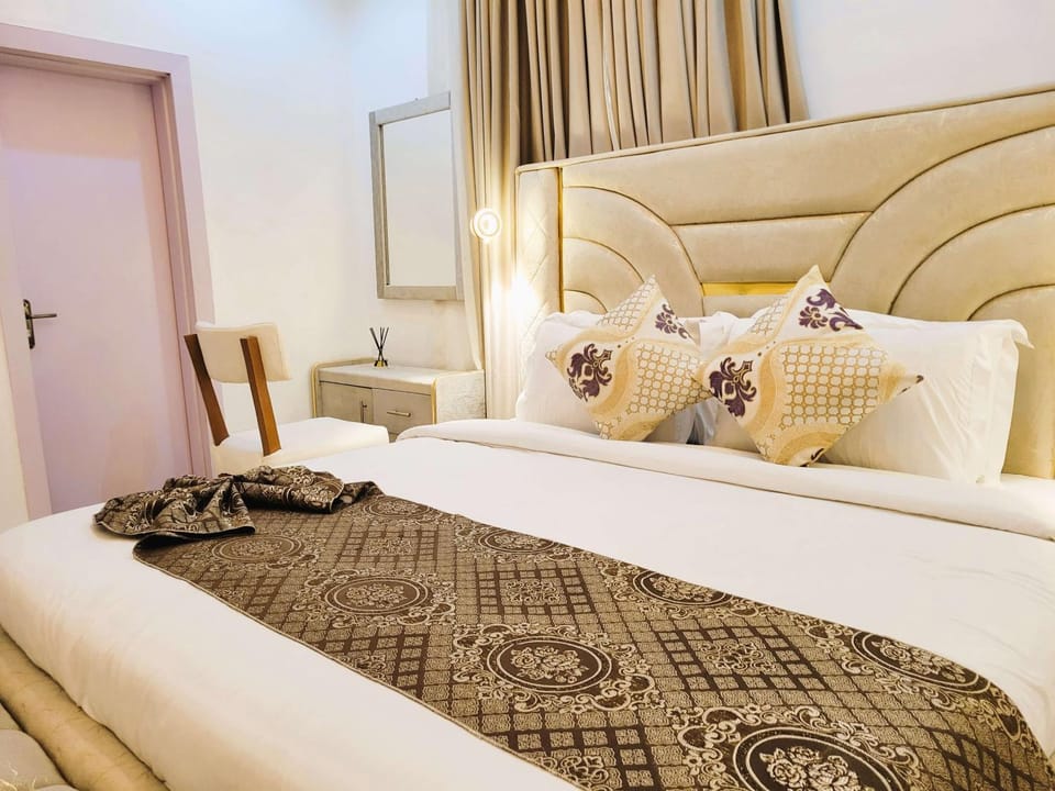 Emirate Residence Hotel in Abuja
