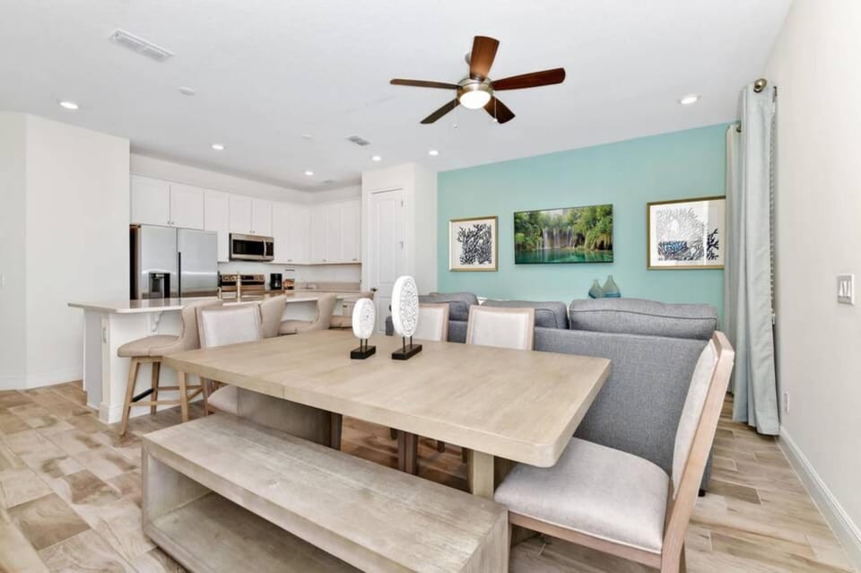 Pistachio Palace - Sleeps 10 House in Bay Lake