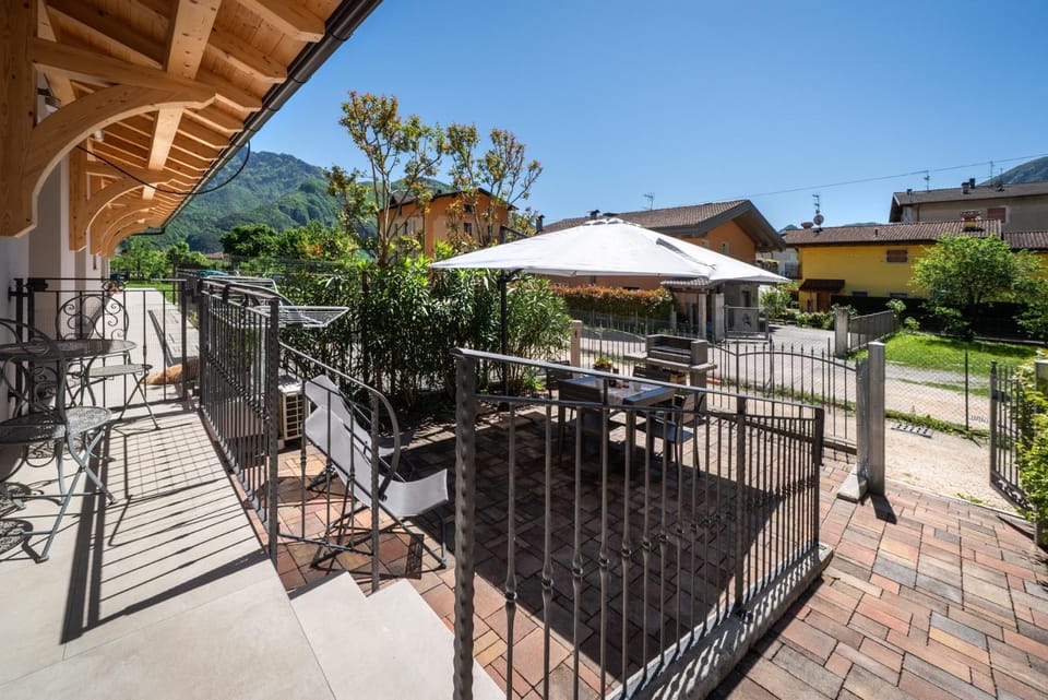 Garden, Mountain view
