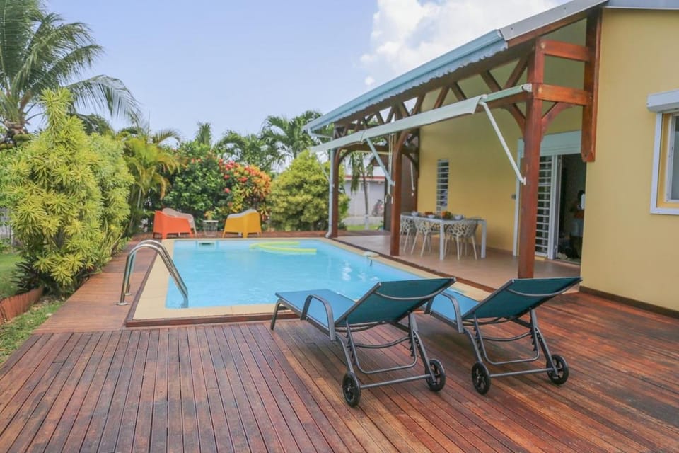 Patio, Pool view, Swimming pool, sunbed