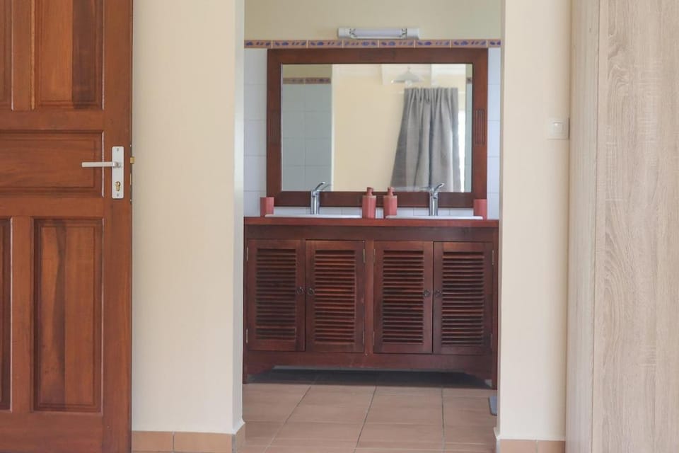 Villa Pétréa Meublé 3 étoiles - Proche Anse des Rochers Villa in Grande-Terre, Guadeloupe
