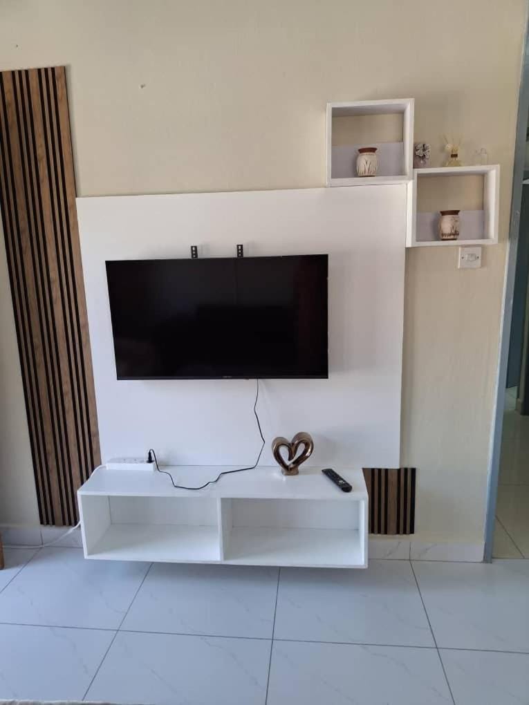 Modern & Secure Home in the Heart of Francistown Apartment in Zimbabwe