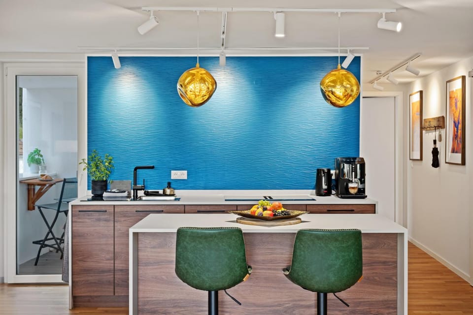 Coffee/tea facilities, Kitchen or kitchenette, Dining area
