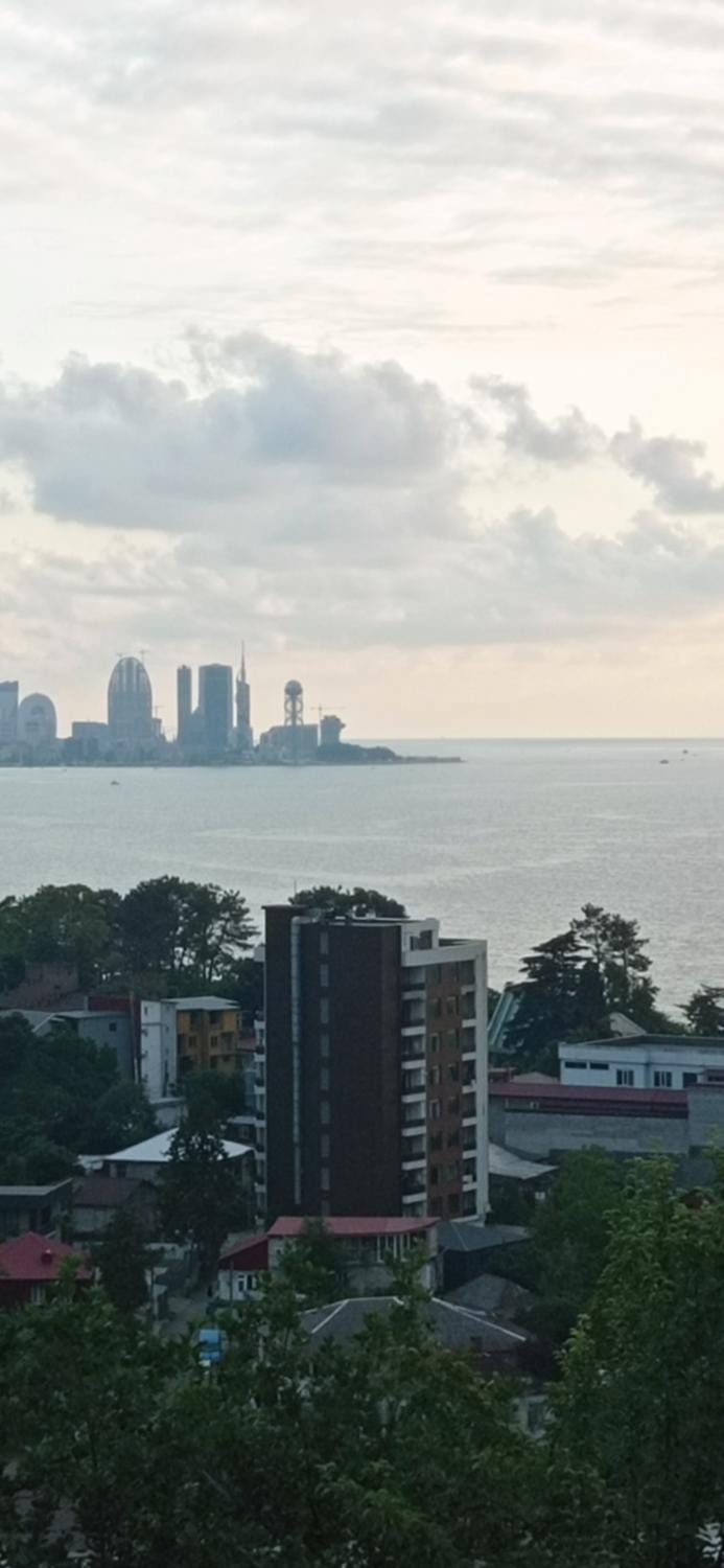 City view, Sea view