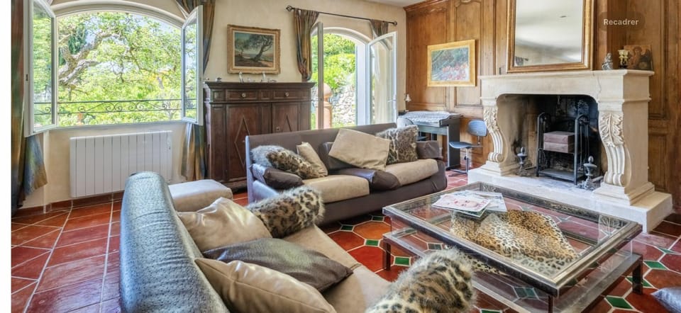 Living room, Lounge or bar, Seating area