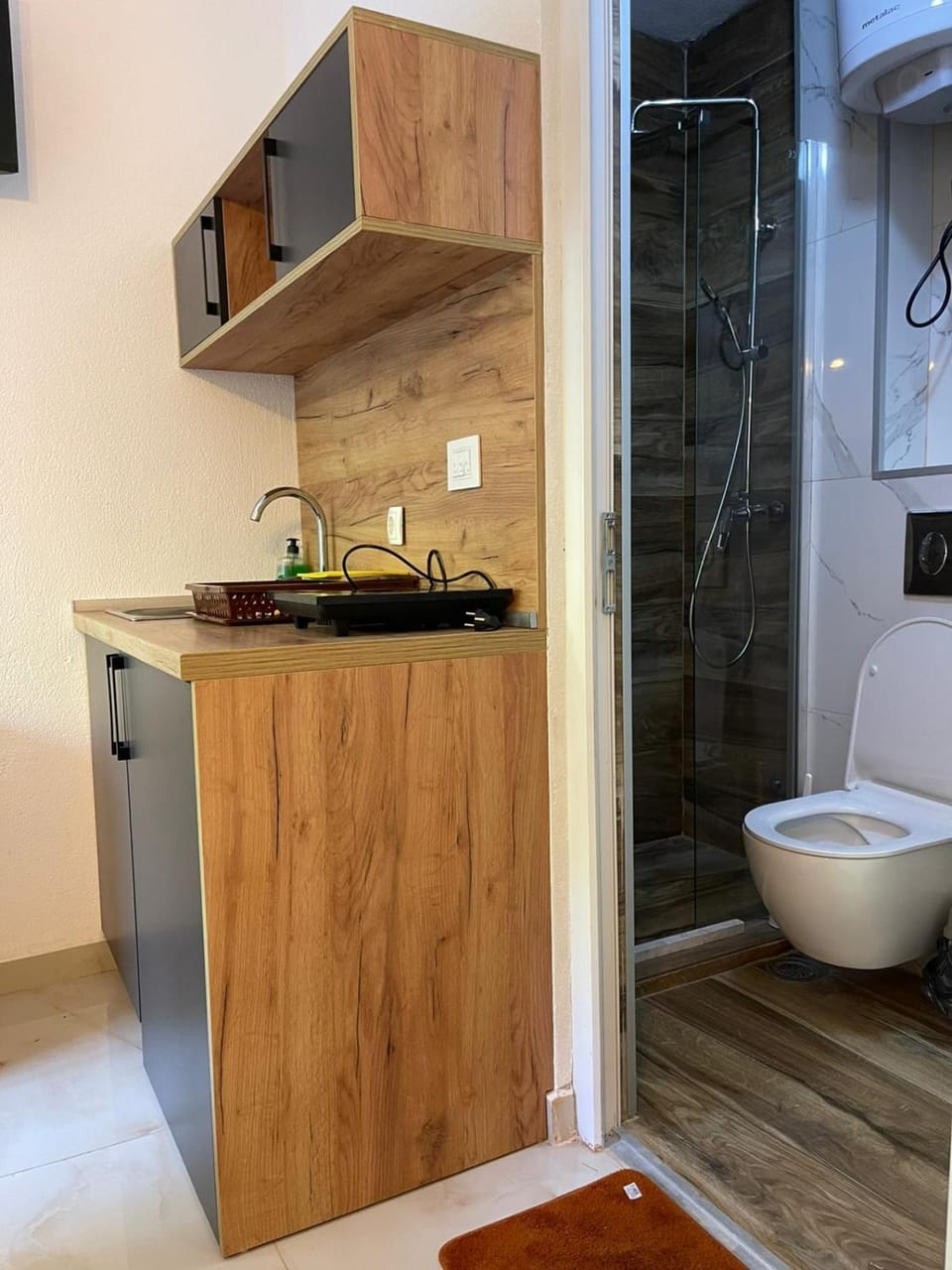 Shower, Toilet, Bathroom, Kitchen or kitchenette