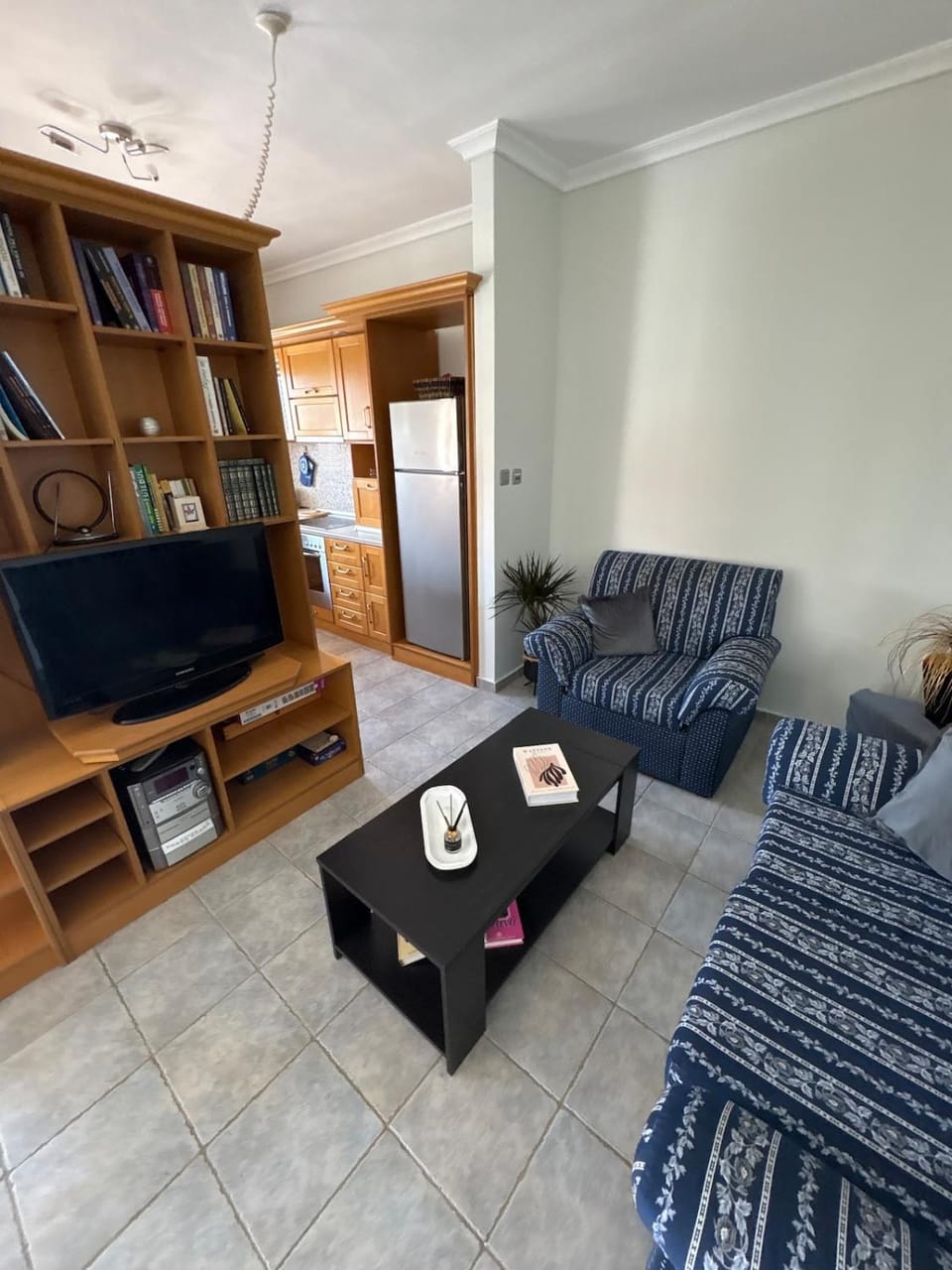 Library, TV and multimedia, Living room, Seating area