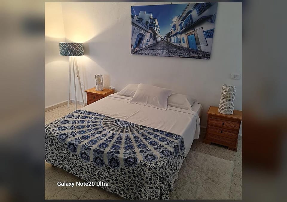Bed, Photo of the whole room, Bedroom, air conditioner