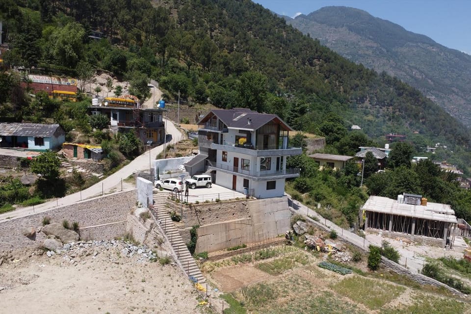 Property building, Day, Neighbourhood, Natural landscape, Bird's eye view