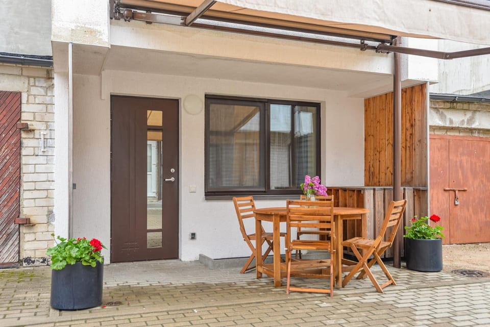 Balcony/Terrace, Dining area