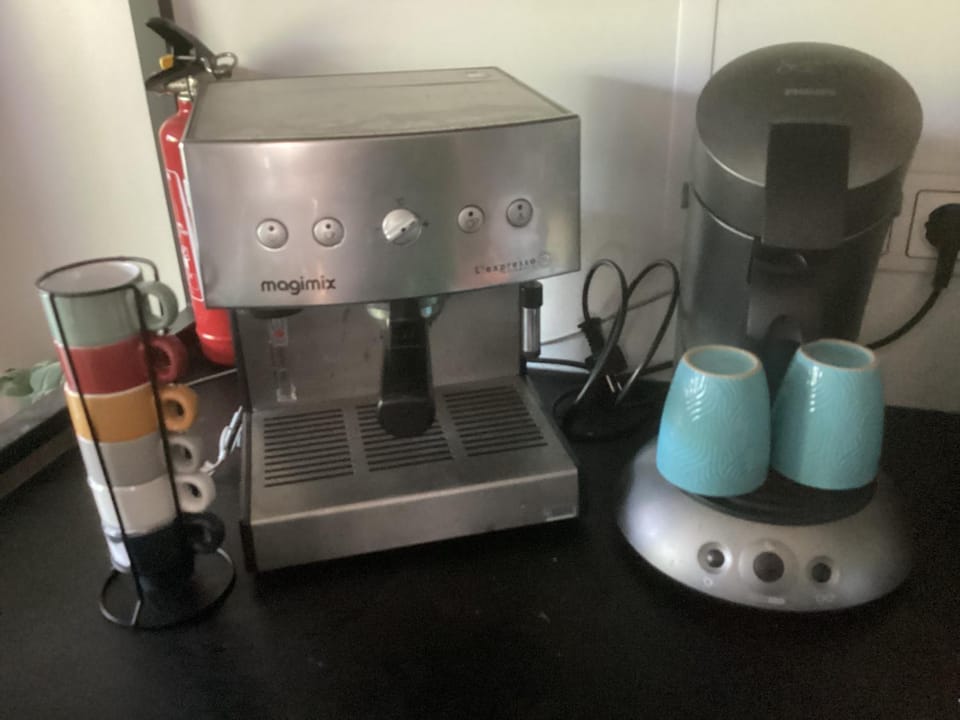 Coffee/tea facilities