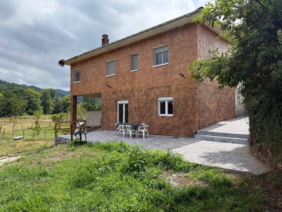 Property building, Garden view