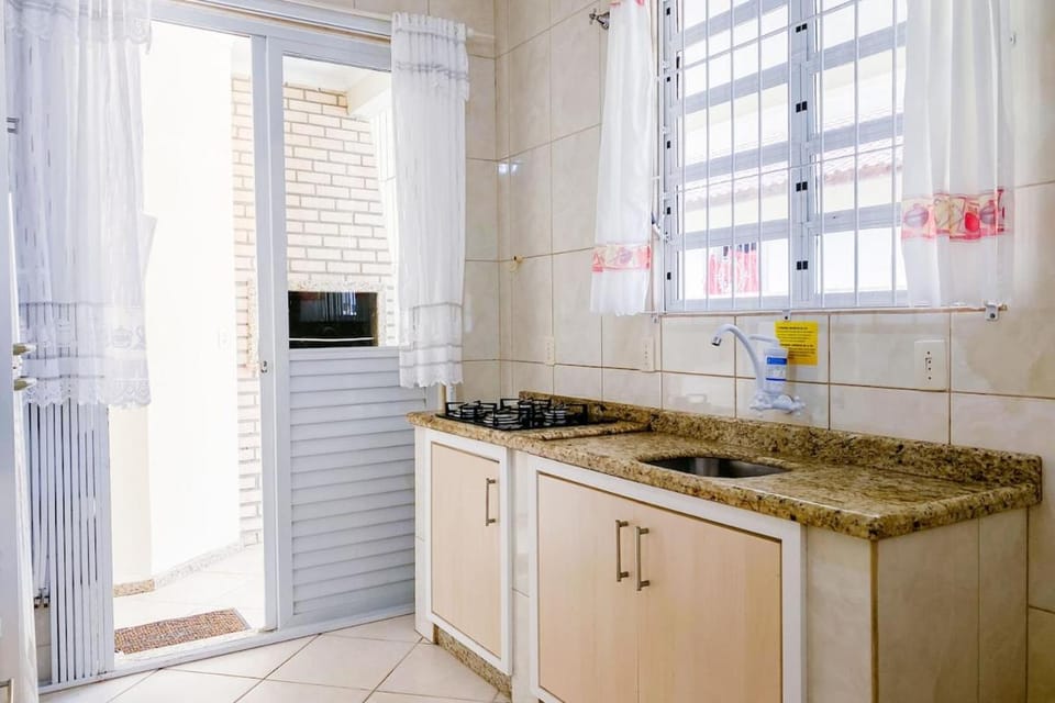 Ampla casa com 04 quartos para locação - 0315 Apartment in Florianopolis