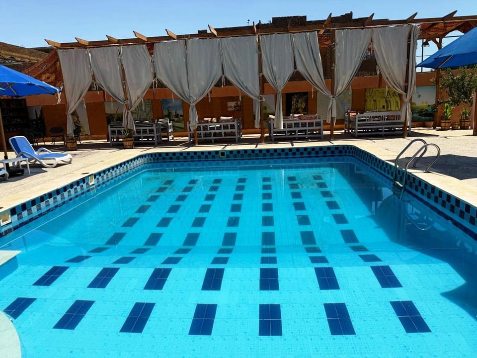 Pool view, Swimming pool