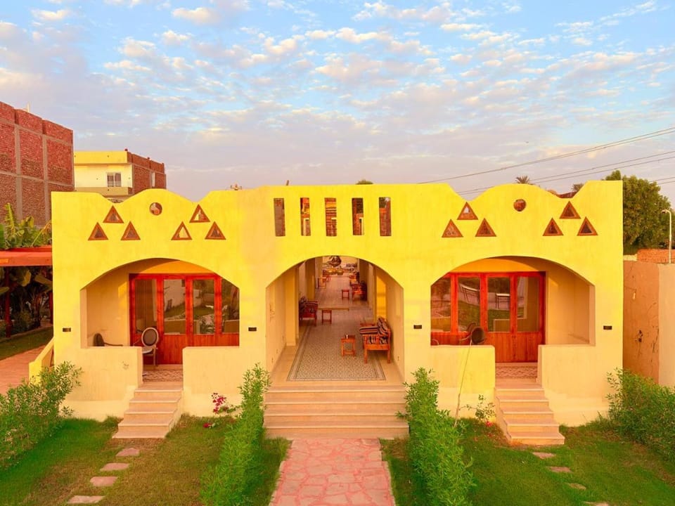 Nile Compound Garden Bed and Breakfast in Luxor