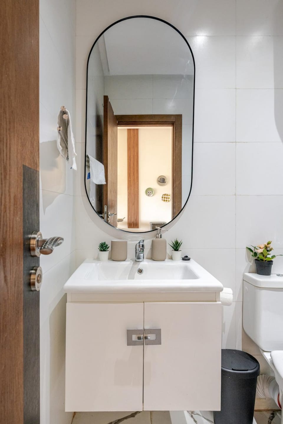 Cozy studio 5 min Casa port Parking Netflix Apartment in Casablanca
