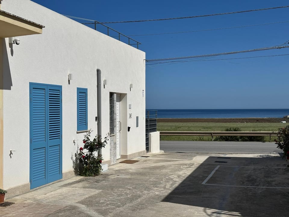 Property building, Sea view