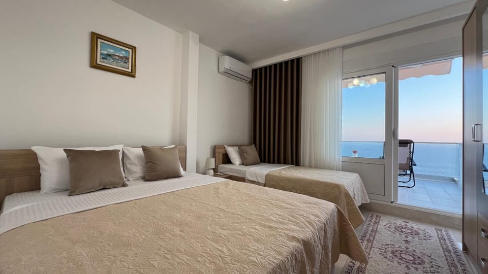 Bedroom, Sea view